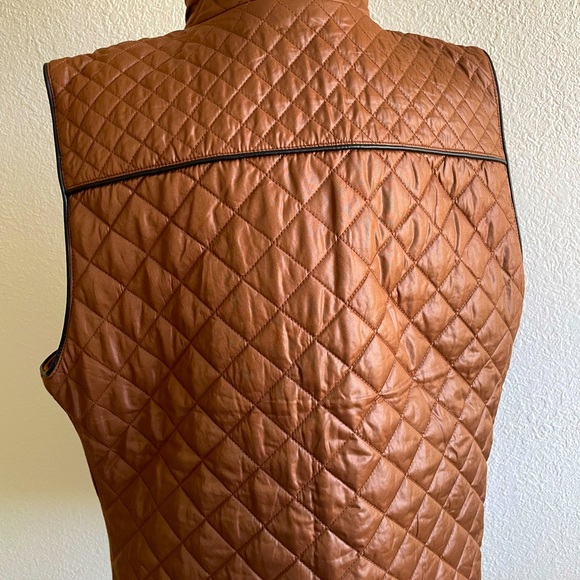 Chico’s • Stylish Quality Tan/Light Brown Rib Trim Quilted Vest - Picture 9 of 14